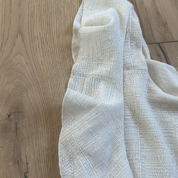 Zara Kids Girls Cap Ruffle Sleeve Dress in white /ivory Size 11/12 - Picture 2 of 5